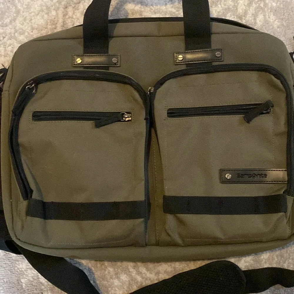 Samsonite travel bag laptop olive green strap multiple pockets 16x11.5”